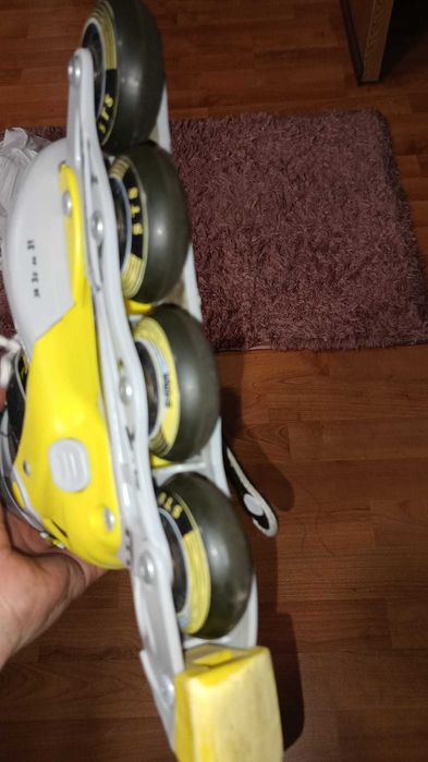 Role copii marca STS, masura reglabila 31-34 - produs in stare buna