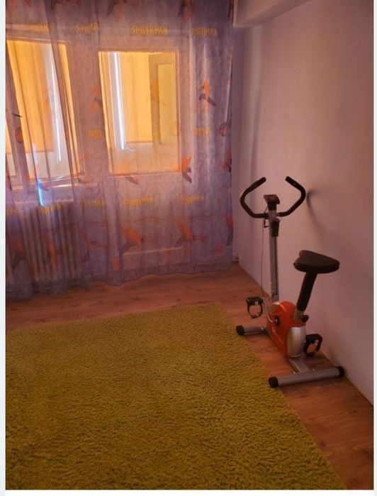 Inchiriez apartament doua camere