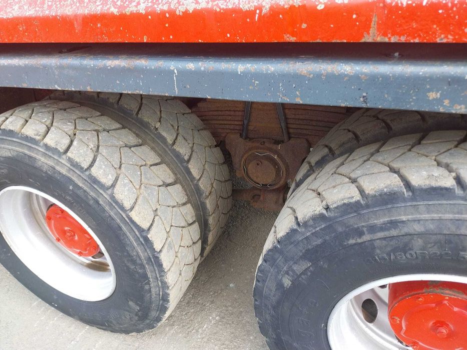 Iveco Basculantă 8x4, An 2005, 430.000 km – Stare Bună de Funcționare
