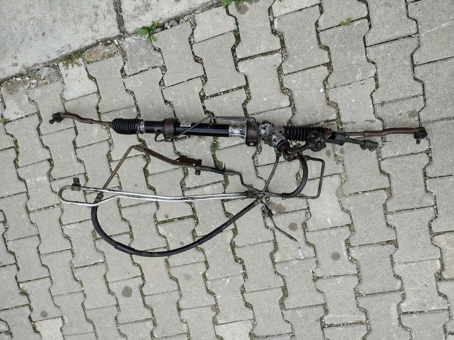 Dezmembrez Suzuki grand vitara 2.0 diesel 109cp2004