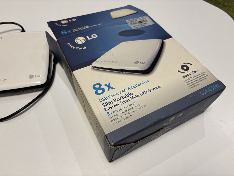 External Multi DVD rewriter (външна dvd записвачка)