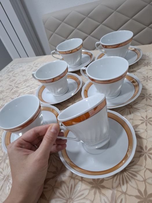 Căni/cești portocalii-aurii