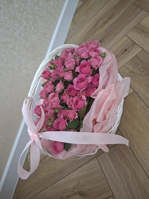 Продам корзину цветов. Свежий букет