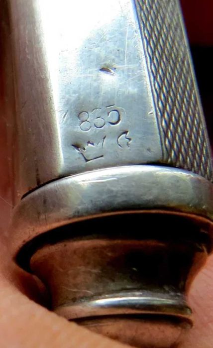 Pudriera si ruj argnt