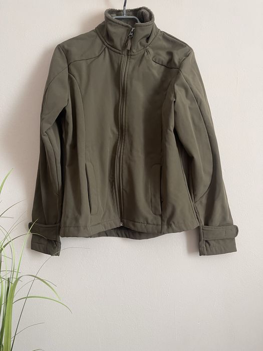 Geaca dama impermeabila marimea 36/s