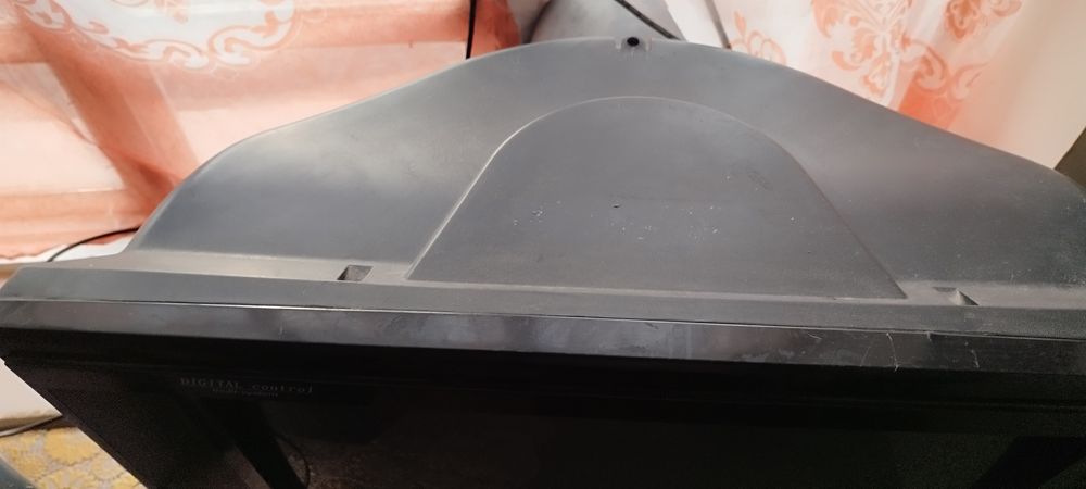 Телевизорлар      .