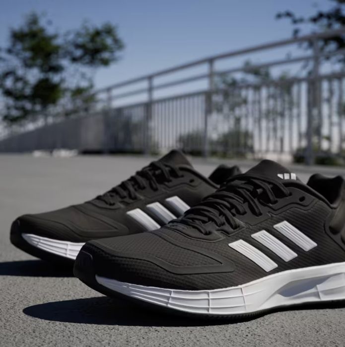Новые кроссовки adidas 7 размер