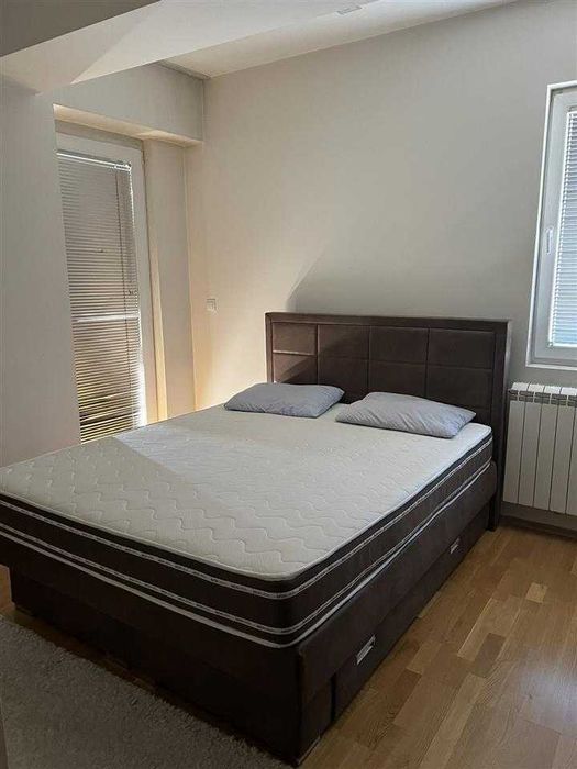 Дава се под наем Двустаен апартамент в Бургас, Славейков - 53 кв.м за 229.5 € - Снимка #3