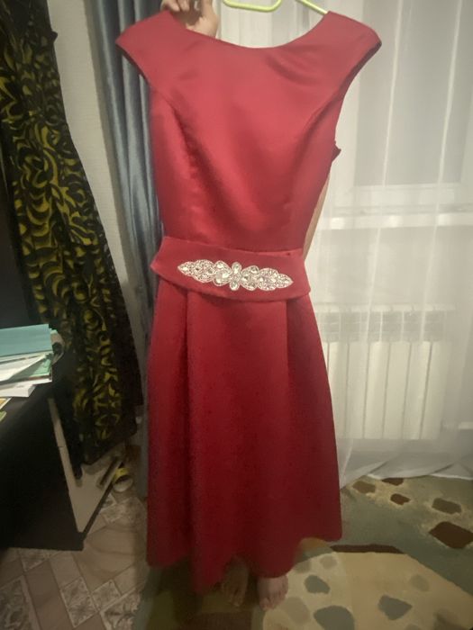 Вечерние платья