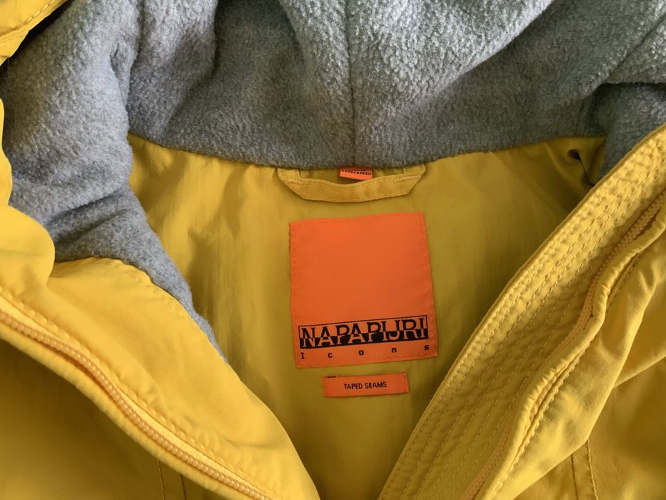 Дамско зимно/ски/ яке , NAPAPIJRI, 100% полиамид.