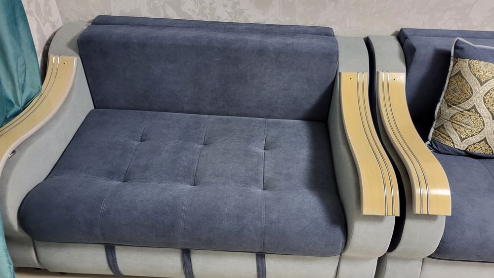 Продам диван все раскладываются