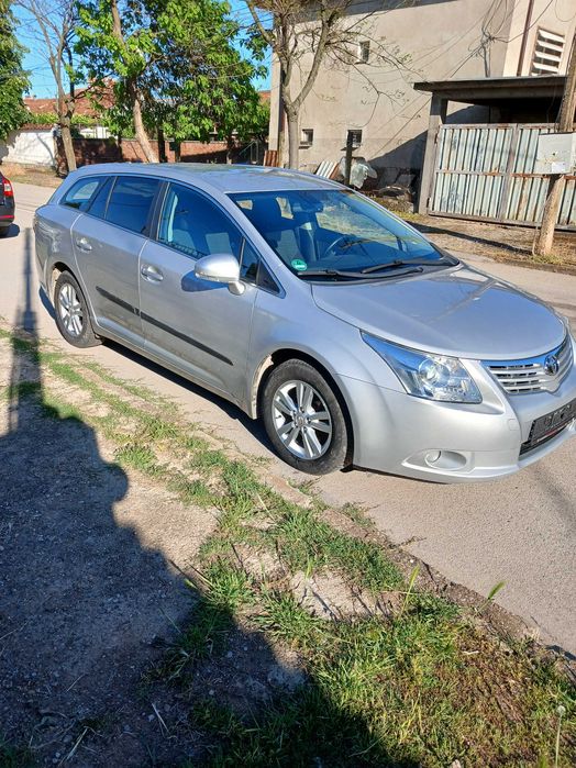 Автомобил Тойота
