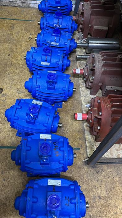 Насос вакуумный УВД 10.000