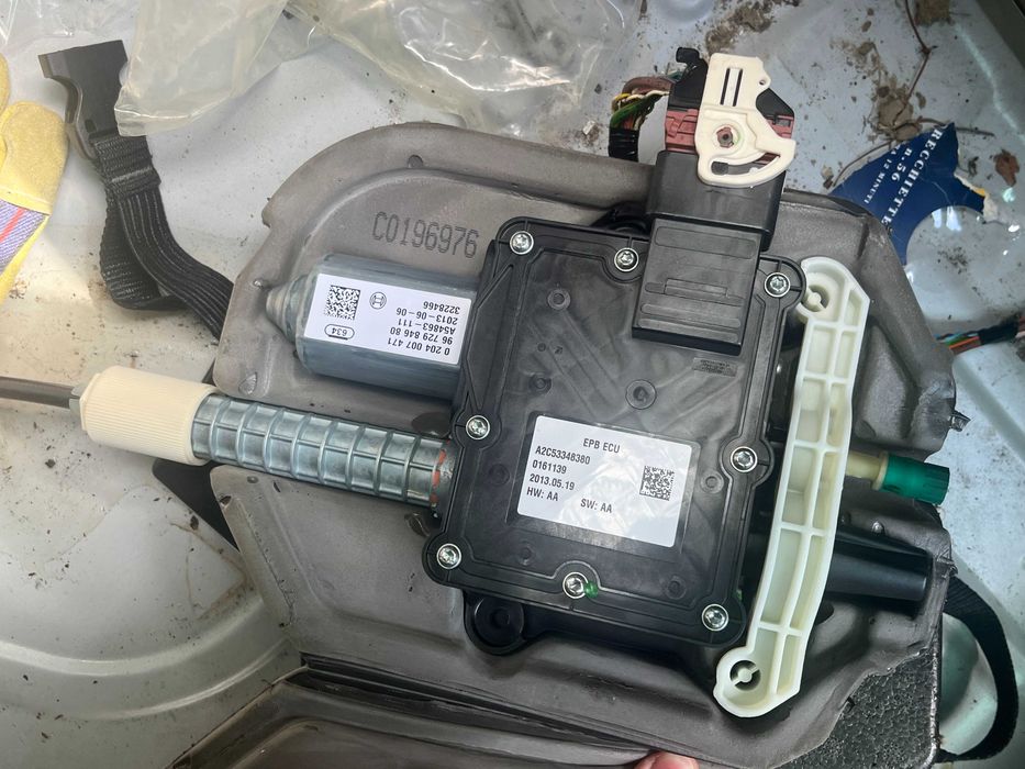 Модул ръчна спирачка за Ситроен ДС4 Ц4/ Citroen DS4 C4