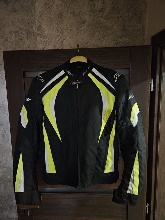 Текстилно яке RST