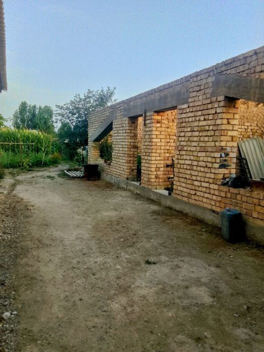 не докончен участок