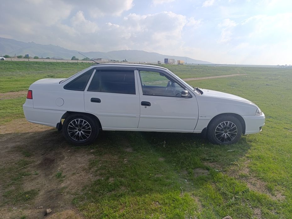 Некся 2 сотилади