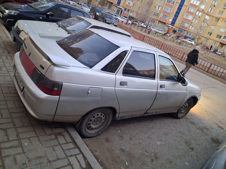 Продаю ваз 2110 таза казах