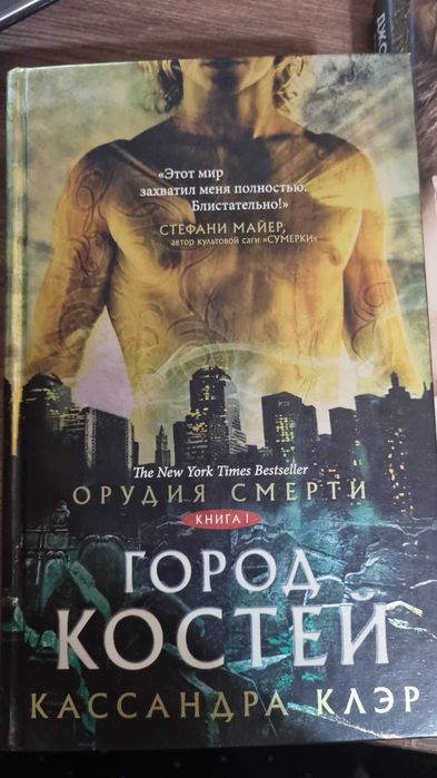 Продам новые книги