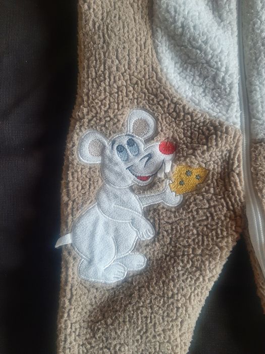 Топло бебешко космонавтче