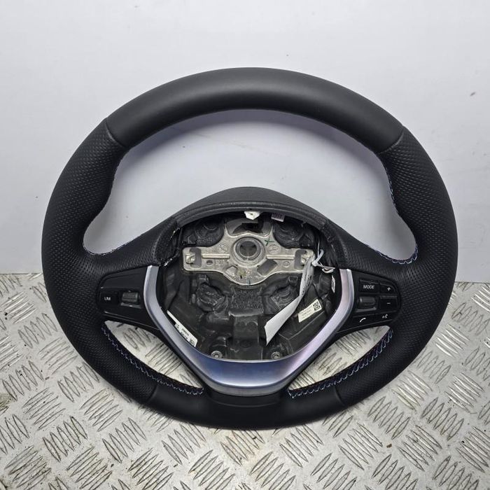 Volan piele cu comenzi reconditionat BMW Seria 5 F10