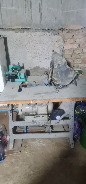 Тикув мошинаси сотилади