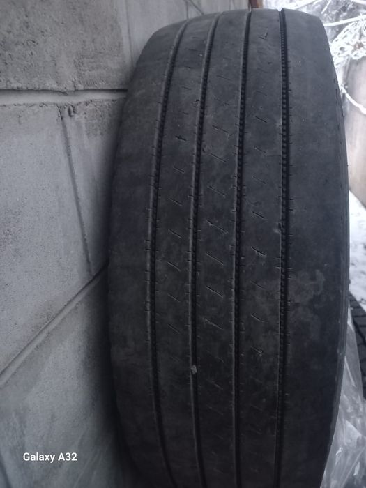 Продам передковые шины