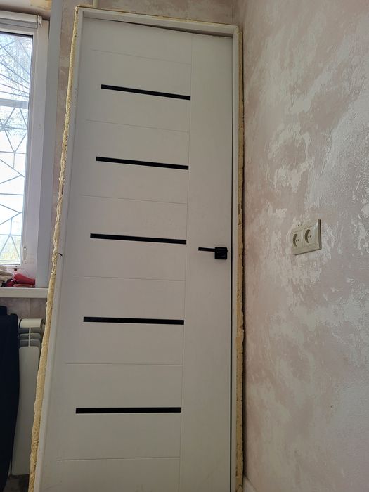 Продам межкомнатную дверь
