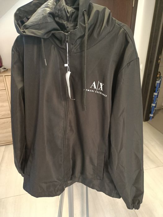 Geaca pentru barbati Armani și North Face