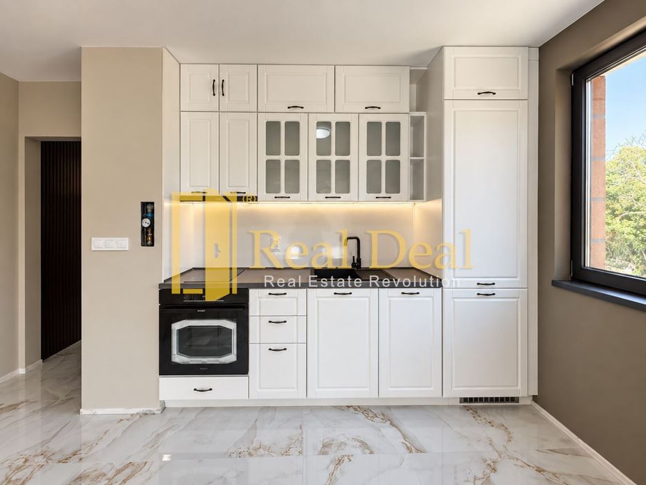 Дава се под наем Двустаен апартамент в София, Витоша - 67 кв.м за 690 € - Снимка #2