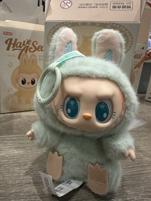 Лабубу оригинално