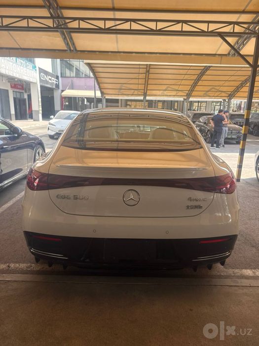 Merecdes benz EQE 500.      2024 yil