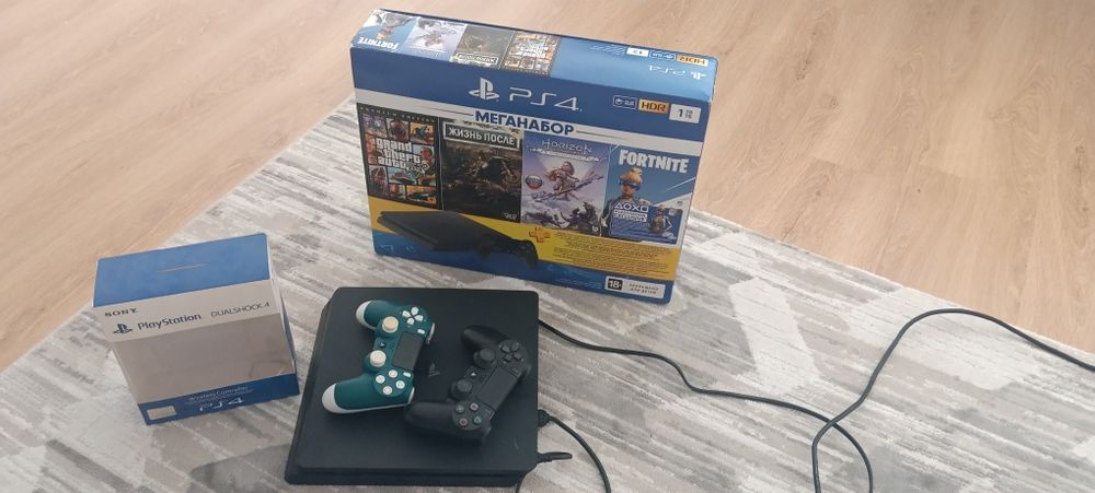 PlayStation 4 slim+игры на него