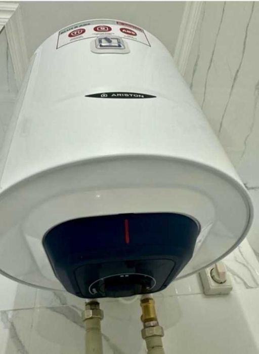 Водонагреватель Аристон 50л