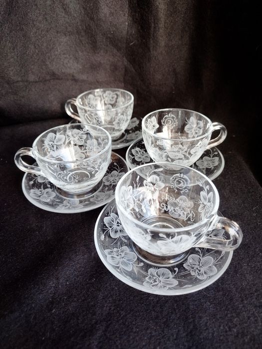 Гравиране и рисуване върху стъкло