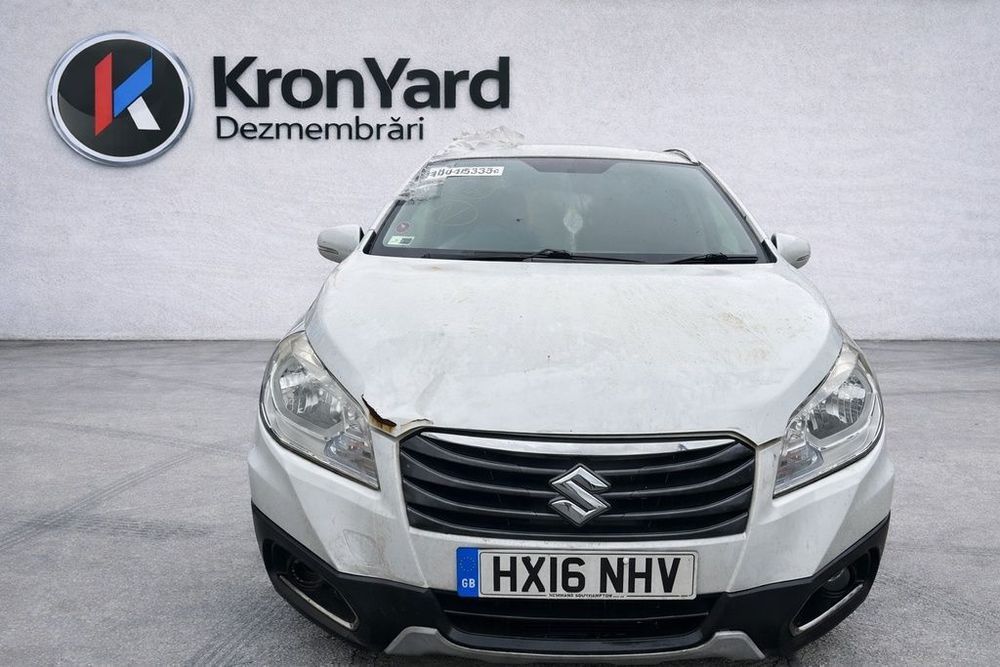 Oglinda stanga Suzuki SX4 S - Cross II 2013 - 2016 4 Usi Alb ZNL (1410) Cu rabatare ...