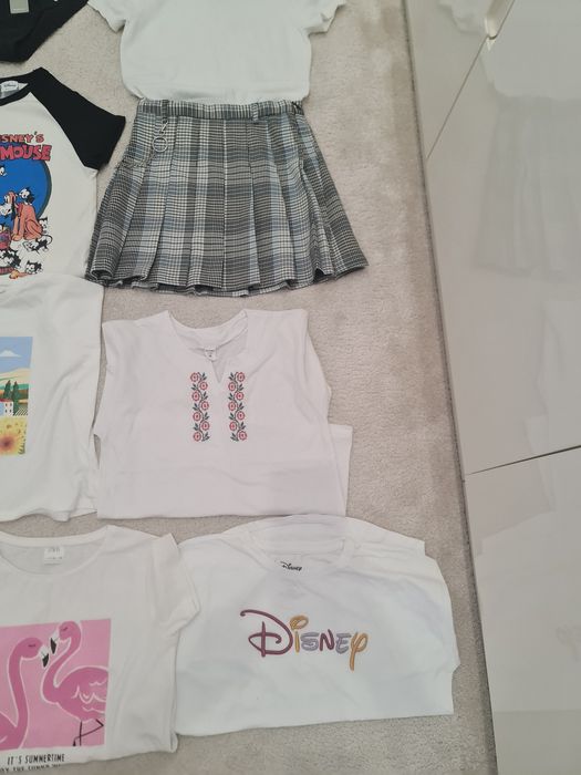 Блузки и рокли от различни марки предимно reserved,h&m ,zara, okaidi