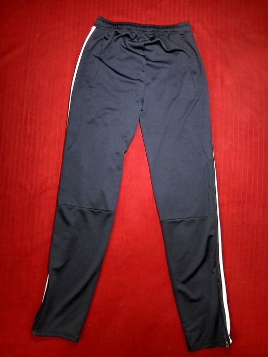 Из США , трико от бренда American Tall