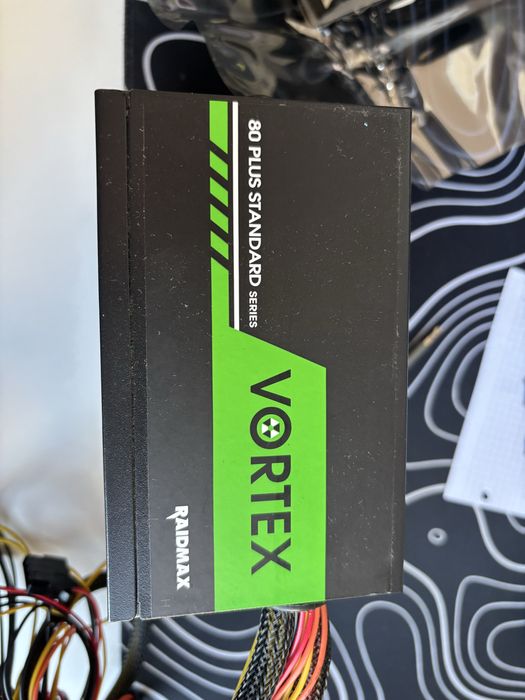 захранващ блок raidmax vortex 600w