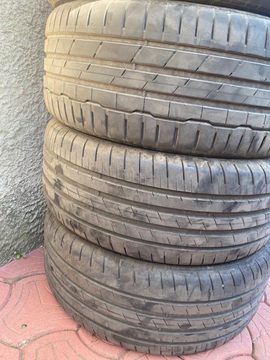 4 anvelope vara 225/50/17 5-6 mm dot 24