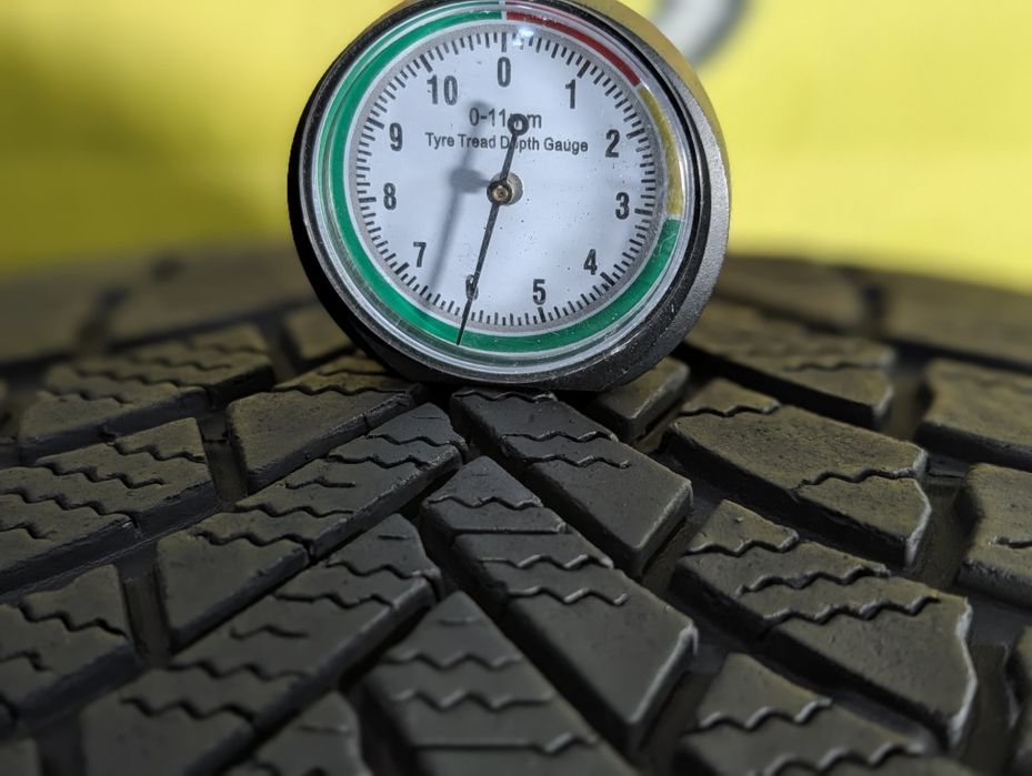 235/55R18 Bridgestone 2023-22 6-5,5mm stare foarte buna