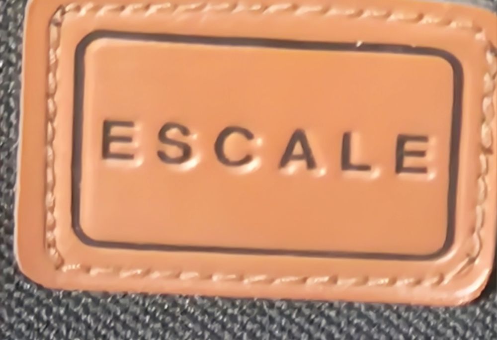 Vând troler voiaj firma ESCALE