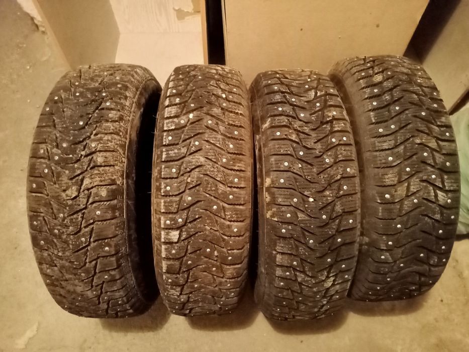 Продам шины с диском