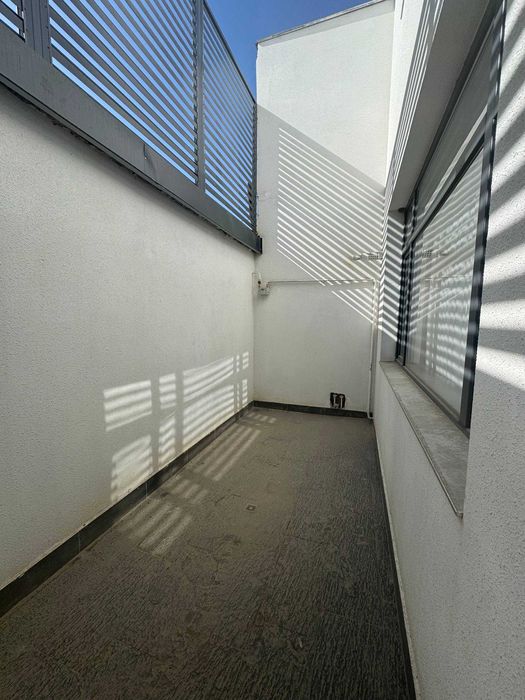 СРОЧНО !! Продается котедж в Яшнабаде 1.0 соток 5 комнат