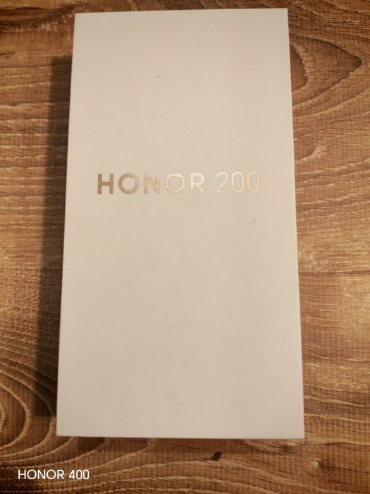 Honor 200, 12/512