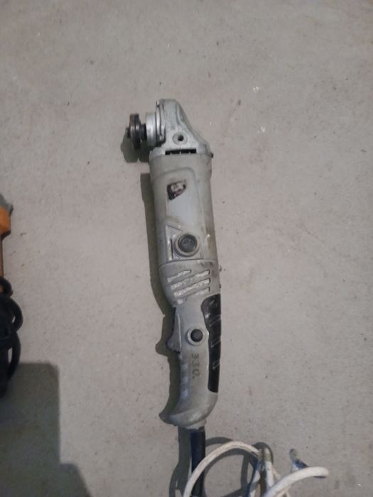 Перфораторлар  ва болгаркалар сотилади срочно