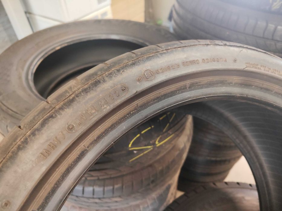 2бр.летни гуми 225/40/18 Falken