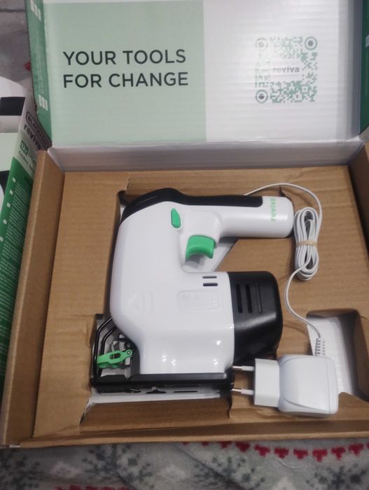 Прободен трион и бормашина BLACK+DECKER Reviva