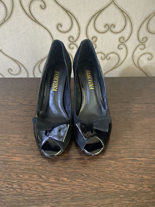 Продам туфли, босоножки