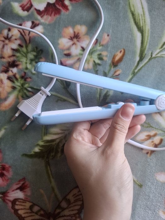 Утюжок для волос